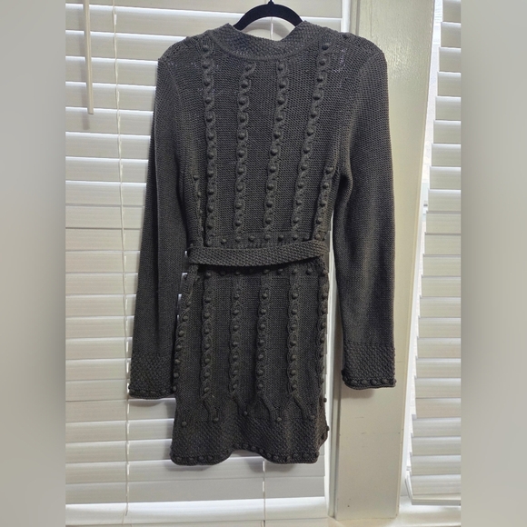 Cynthia Steffe Womend Gray Cardigan Sweater EUC Size M - Picture 2 of 11